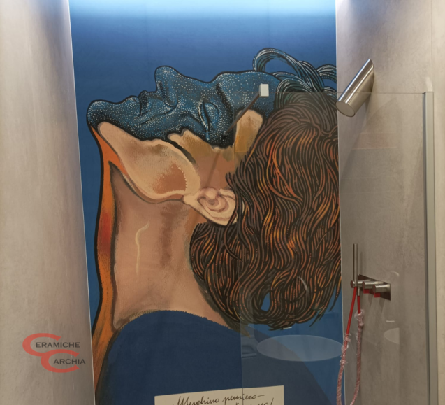 bagno con carta da parati (1)
